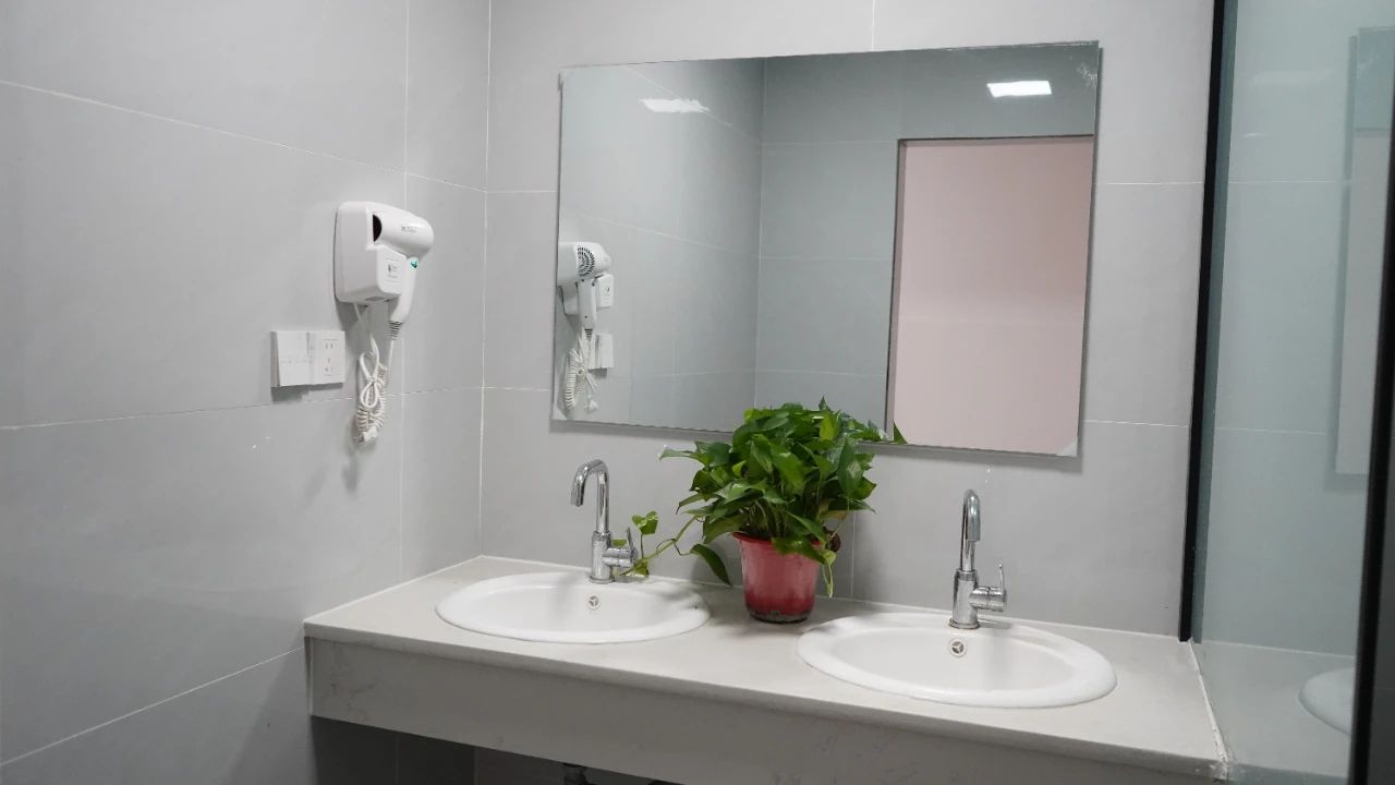 西安启航职业高中2025年秋季招生简章 3cc3f45d51d970dba469ef7ec5aa58e1.jpg