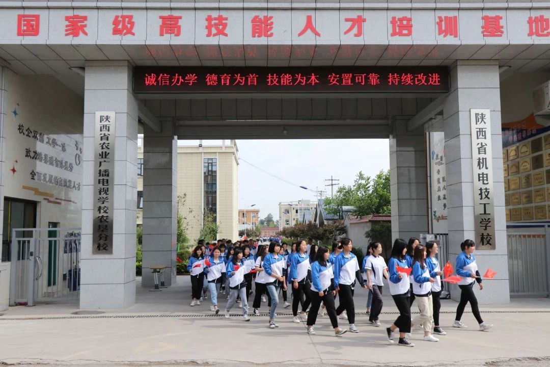 5718cd5f3ddfdbbe0a9b6d8ed09b96f5.jpg 5718cd5f3ddfdbbe0a9b6d8ed09b96f5.jpg