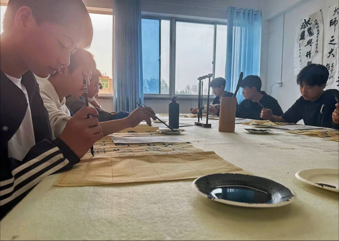 215279fbb53fac6619ce729a07ac7f65.png 215279fbb53fac6619ce729a07ac7f65.png