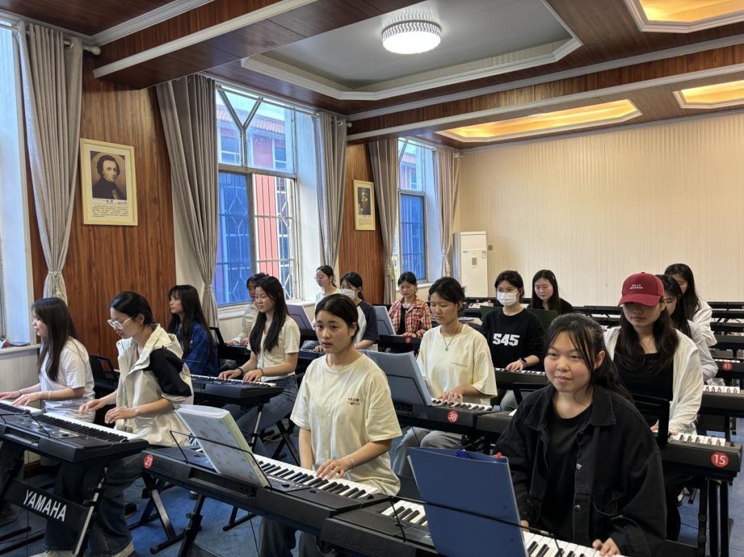 2c9a3e2fbabe2f597e06b3c4c0bd7c78.png 2c9a3e2fbabe2f597e06b3c4c0bd7c78.png