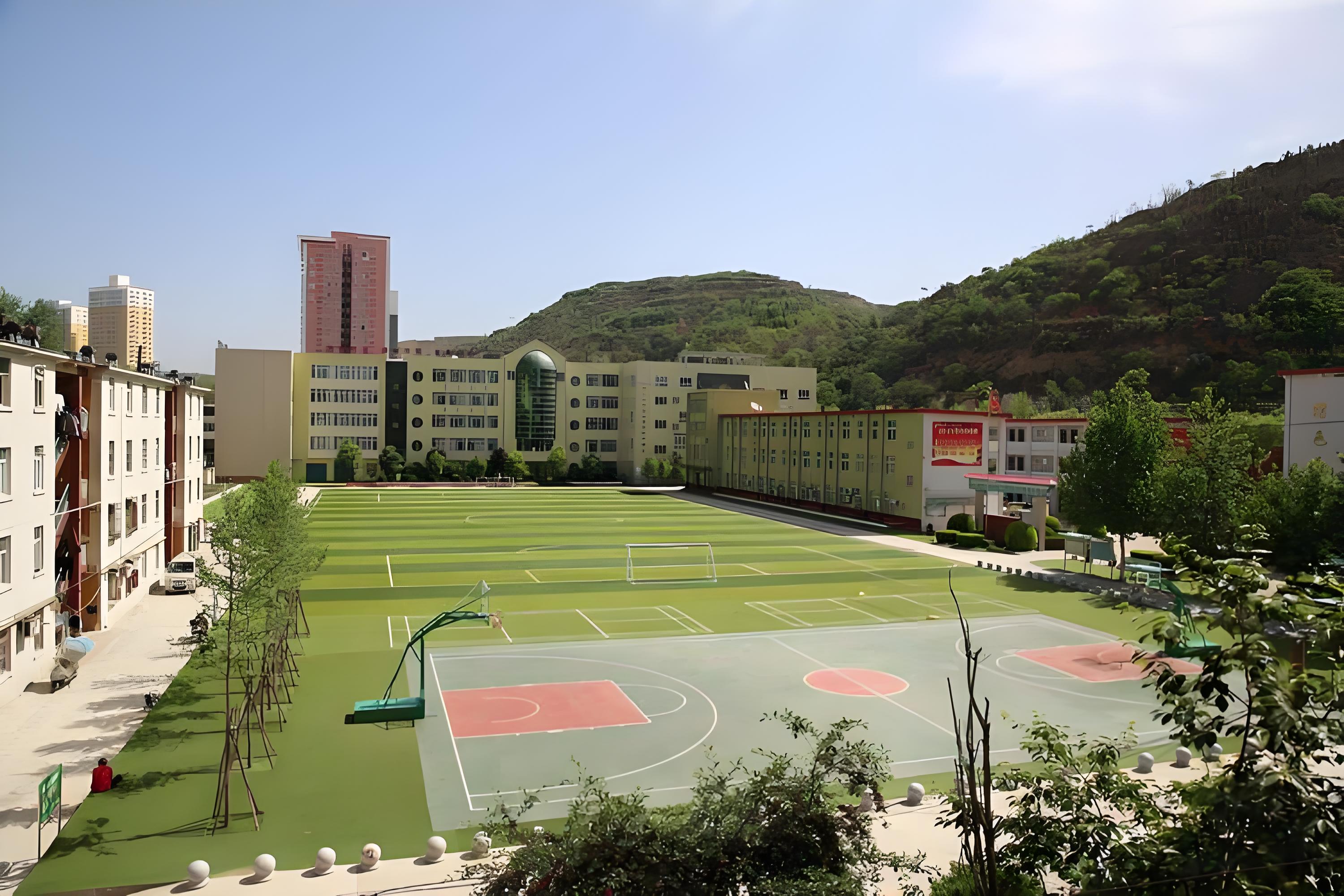 点击放大图片 铜川市印台区职业技术学校