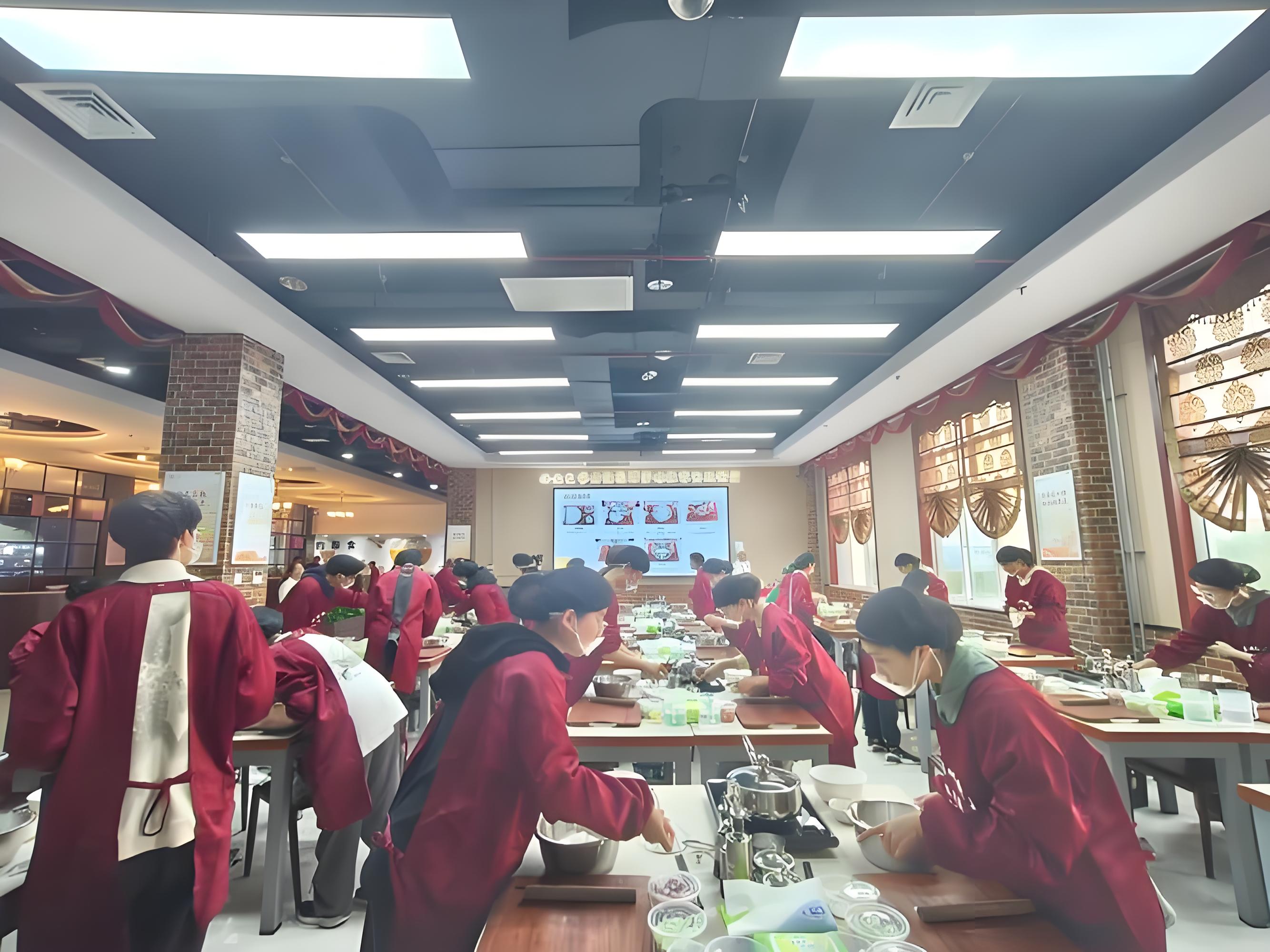 点击放大图片 宝鸡烹饪技工学校