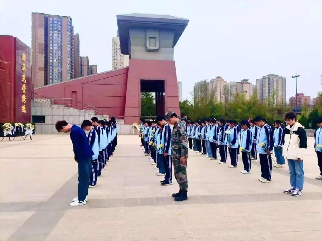 点击放大图片 西咸理工职业高级中学